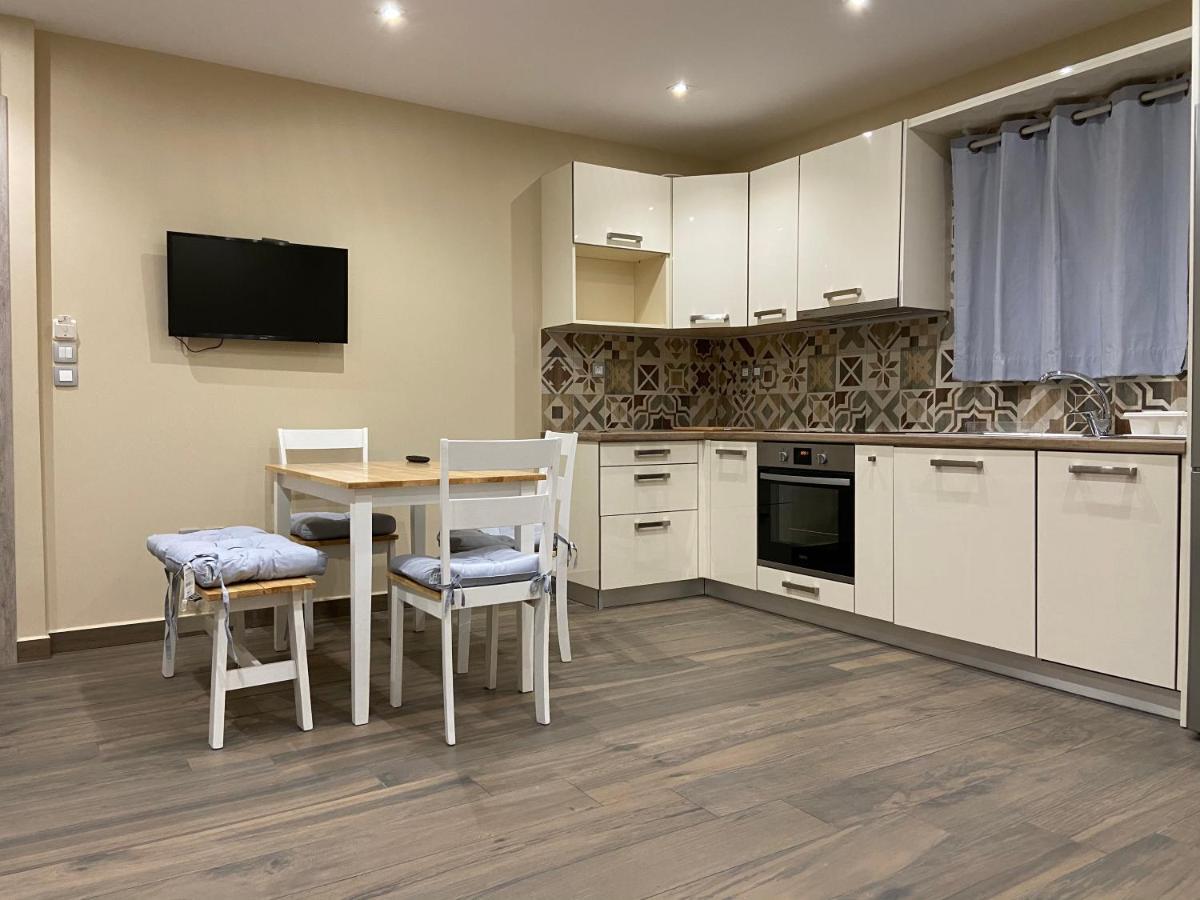 Elegant Rooms Аргостолион Экстерьер фото